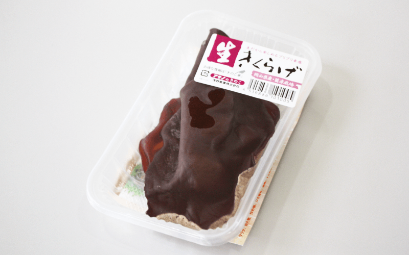 パック入りの生きくらげ
