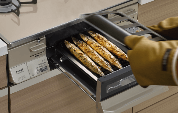 ココットプレートで焼いたサンマ